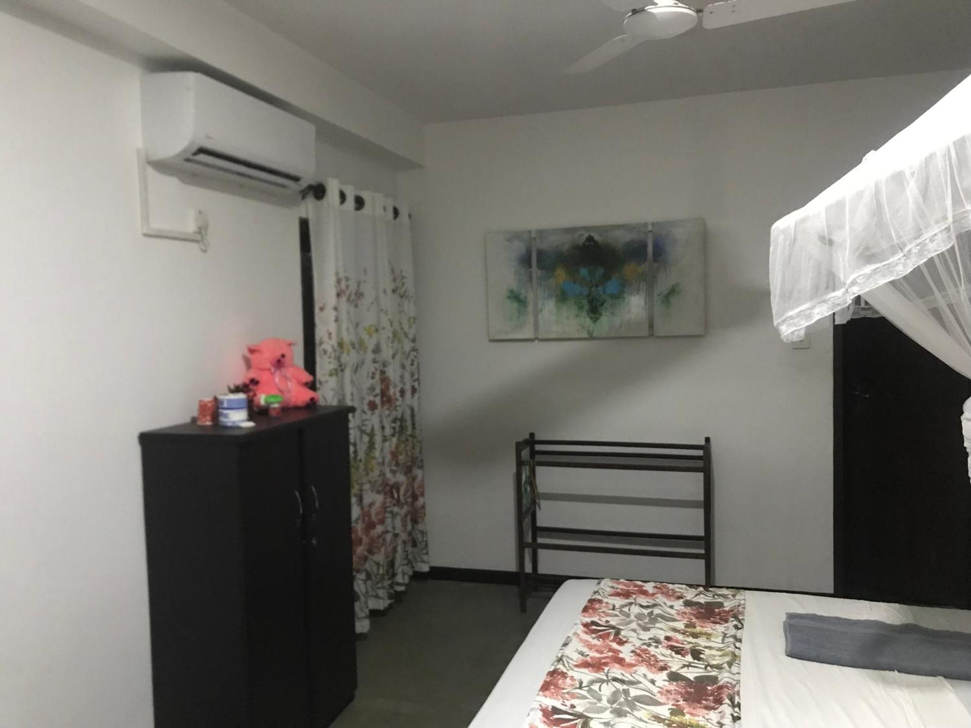 Villa A & A Хиккадува Экстерьер фото