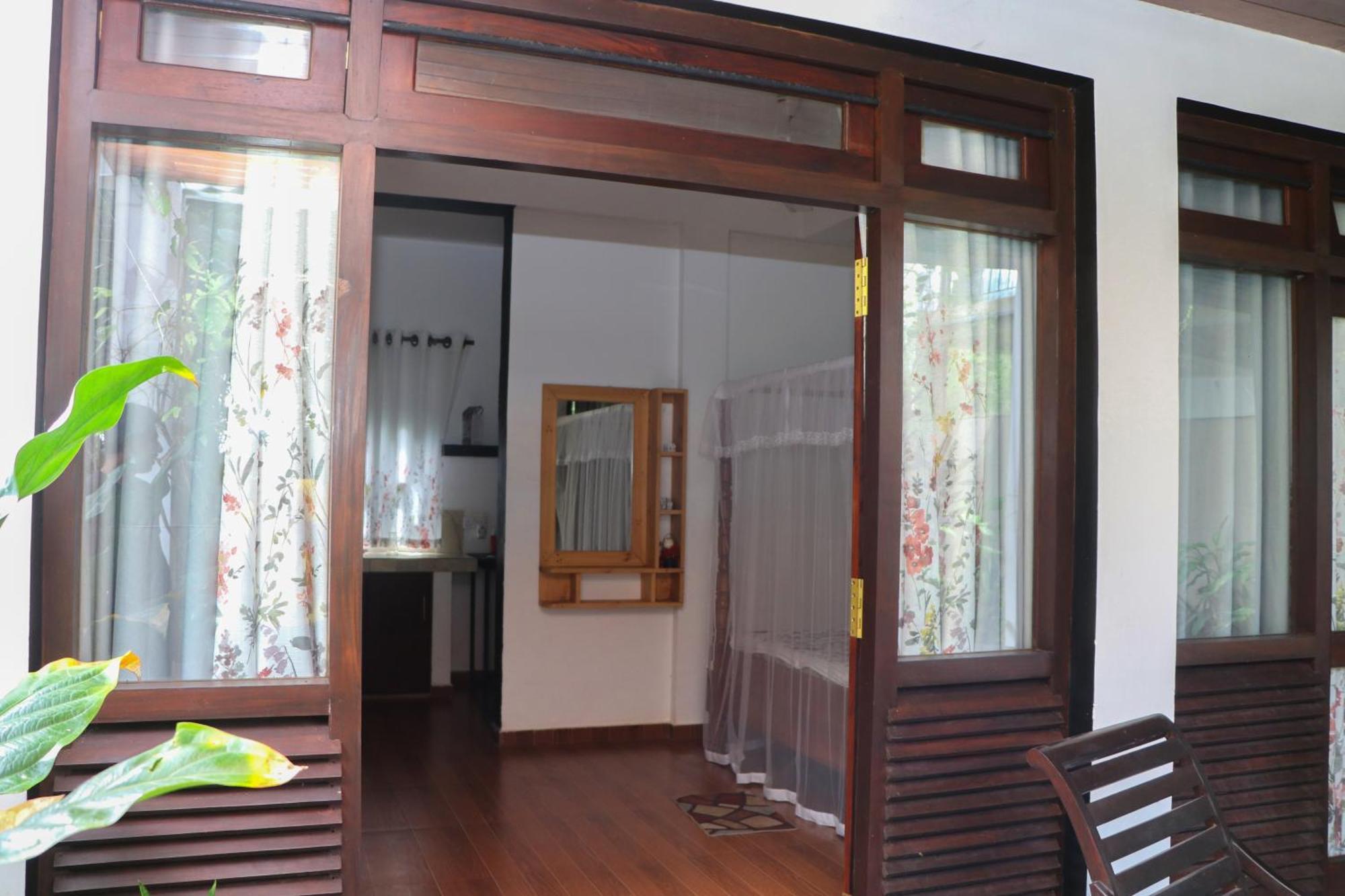 Villa A & A Хиккадува Экстерьер фото