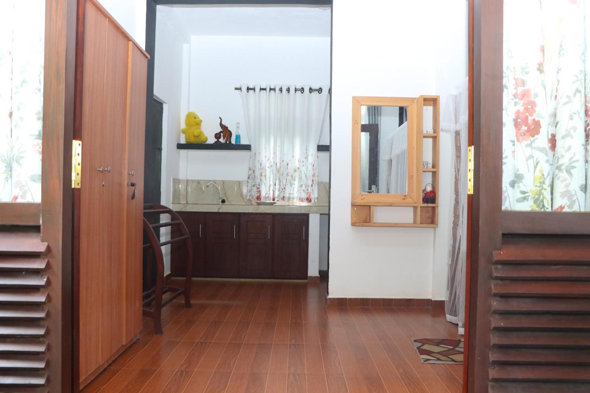 Villa A & A Хиккадува Экстерьер фото